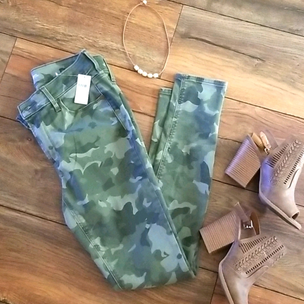 Old Navy Camo jeans